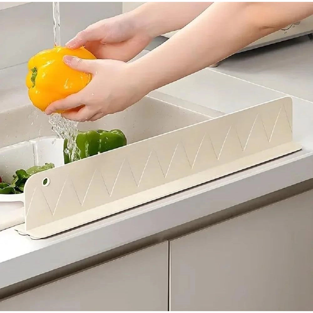 Generic Silicone Sink Splash Guard for Kitchen (Multicolor)